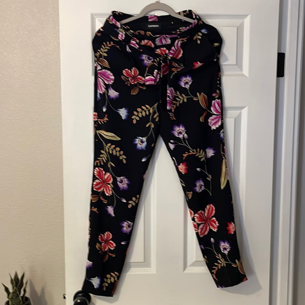 Express dress pants.